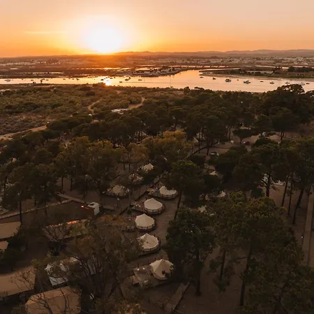 Camping Orla Ilha De Eco-glamping *
